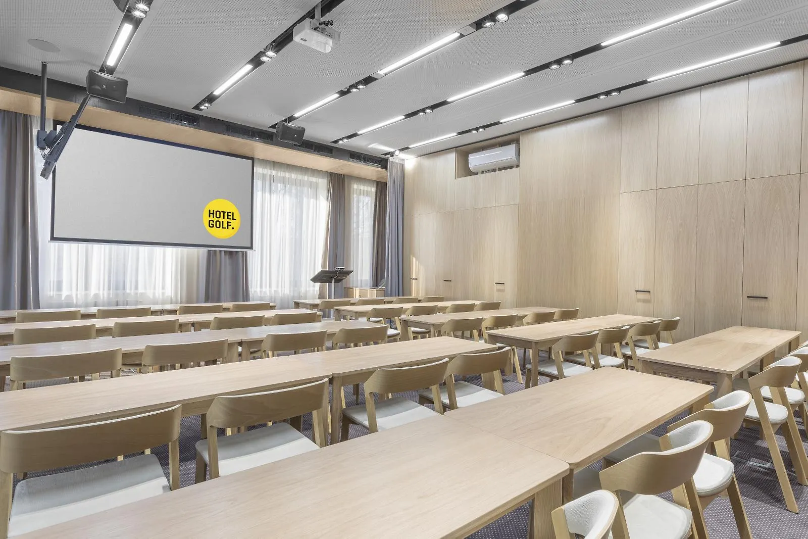 ****  Hotel Golf Praag Tsjechië