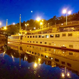 Florentina Boat Bateau-hôtel
