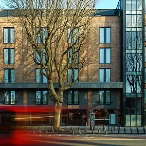 https://one.dublin-hotelsweb.com