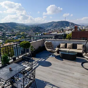 https://avlabari-terrace.alltbilisihotels.com