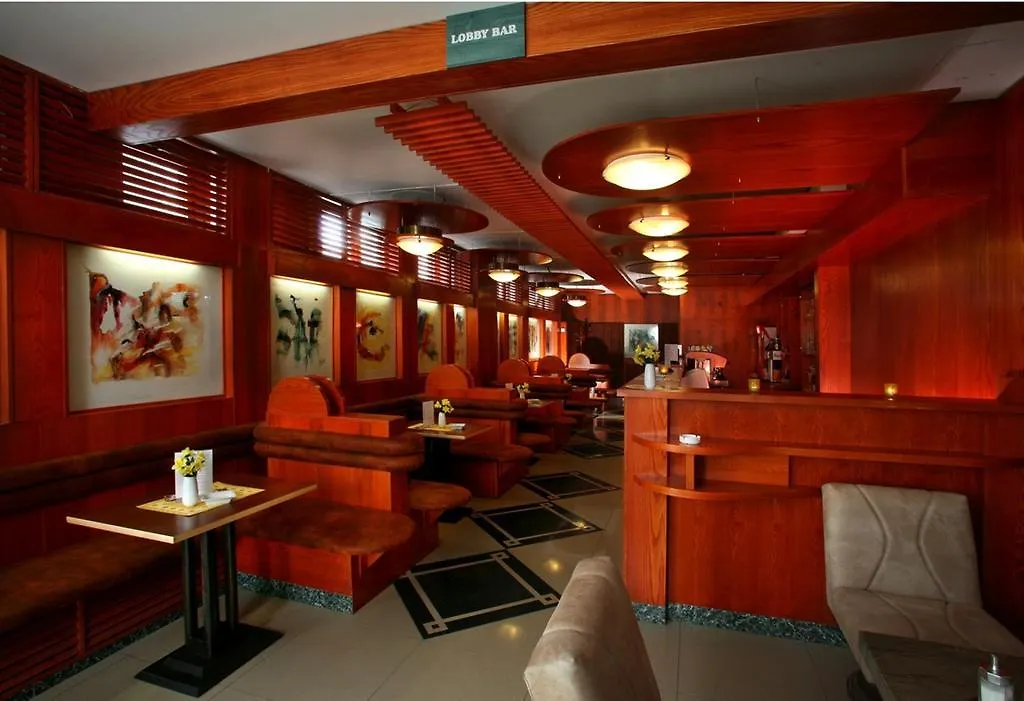Hotel Golf Prague 4*,  Czech Republic