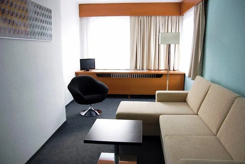 Hotel Golf Prag 4*,